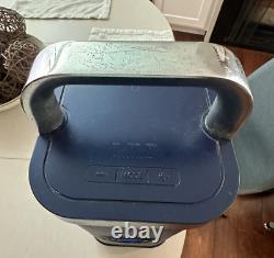 Brookstone Big Blue Party Speaker Model ar118ka2