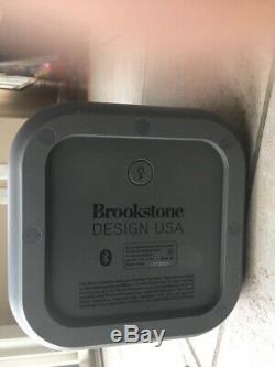 Brookstone Conception Etats-unis Big Blue Party Bluetooth Speaker Works Grande