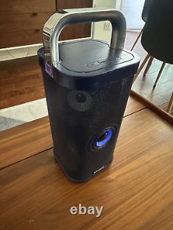 Enceinte de fête Big Blue de Brookstone modèle ar118ka2