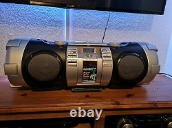 Jvc Boomblaster Rv-nb50 Boombox Party Loud Hifi CD Ipod Usb (haut-parleur Basse 16cm)